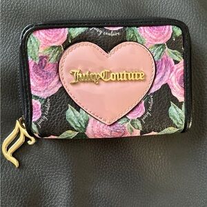 Juicy Couture Zip 🩷 around small wallet